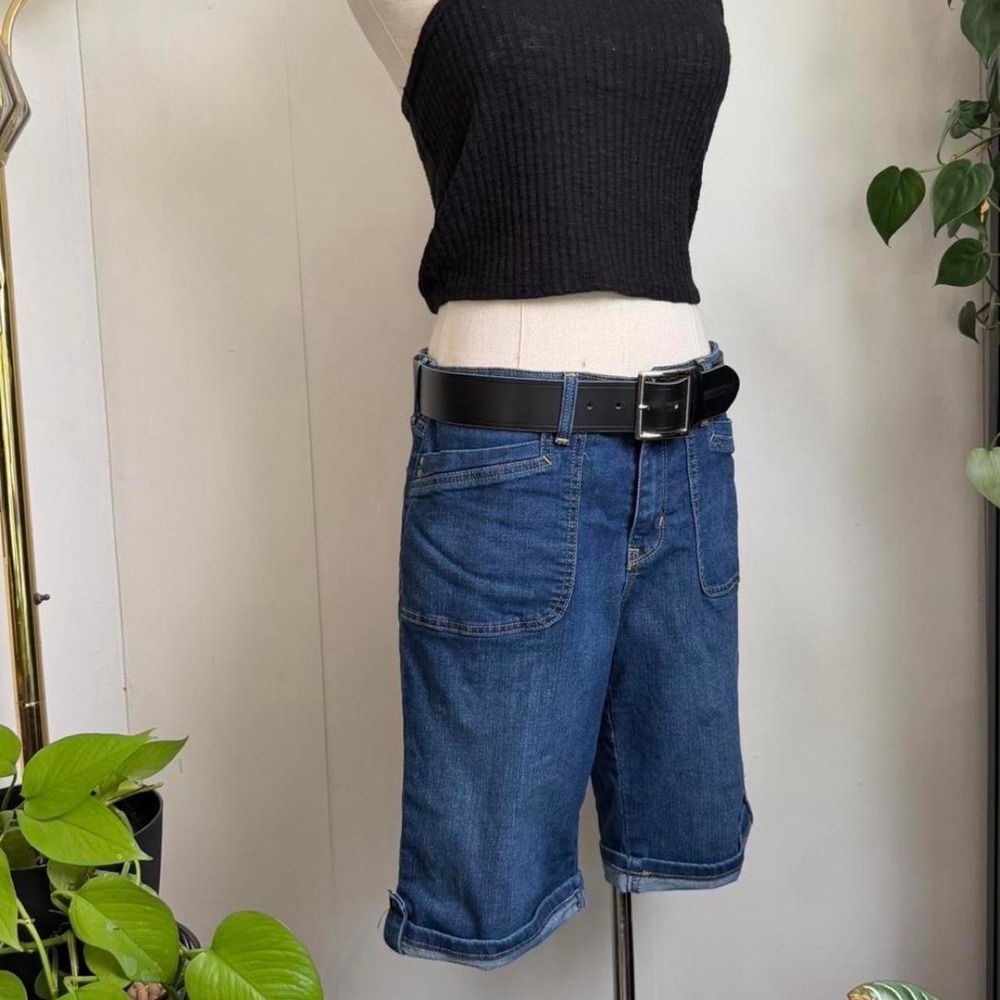 Gloria Vanderbilt Womens Size 10 Dark Blue Stretch Denim Jorts Button Cuffs